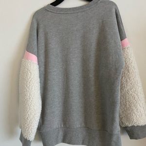 Girls sweater